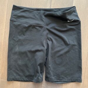 Nike dri-fit biker shorts size L